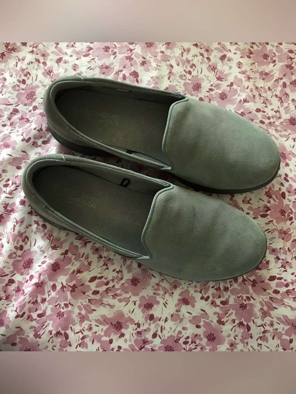 Skechers Gray Suede Leather Sneakers Size 10